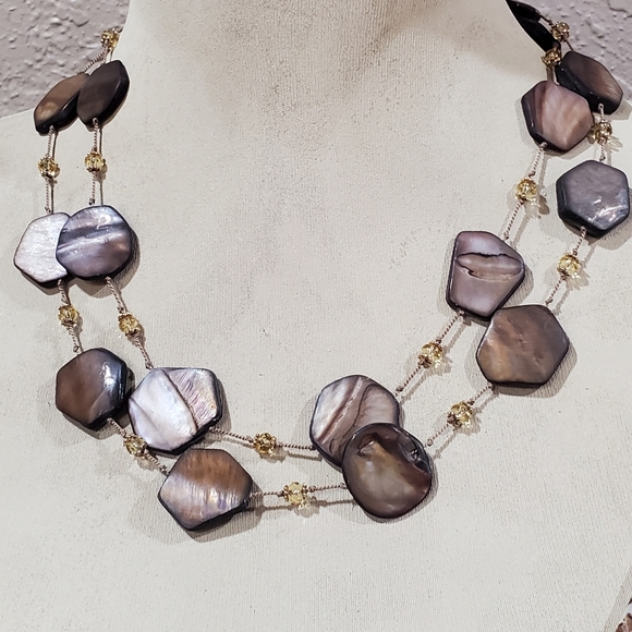 None Jewelry - Vintage Beaded Necklace